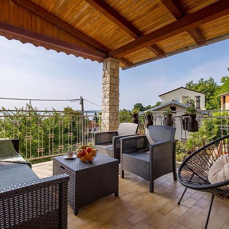 Apartment Div Ловран Экстерьер фото