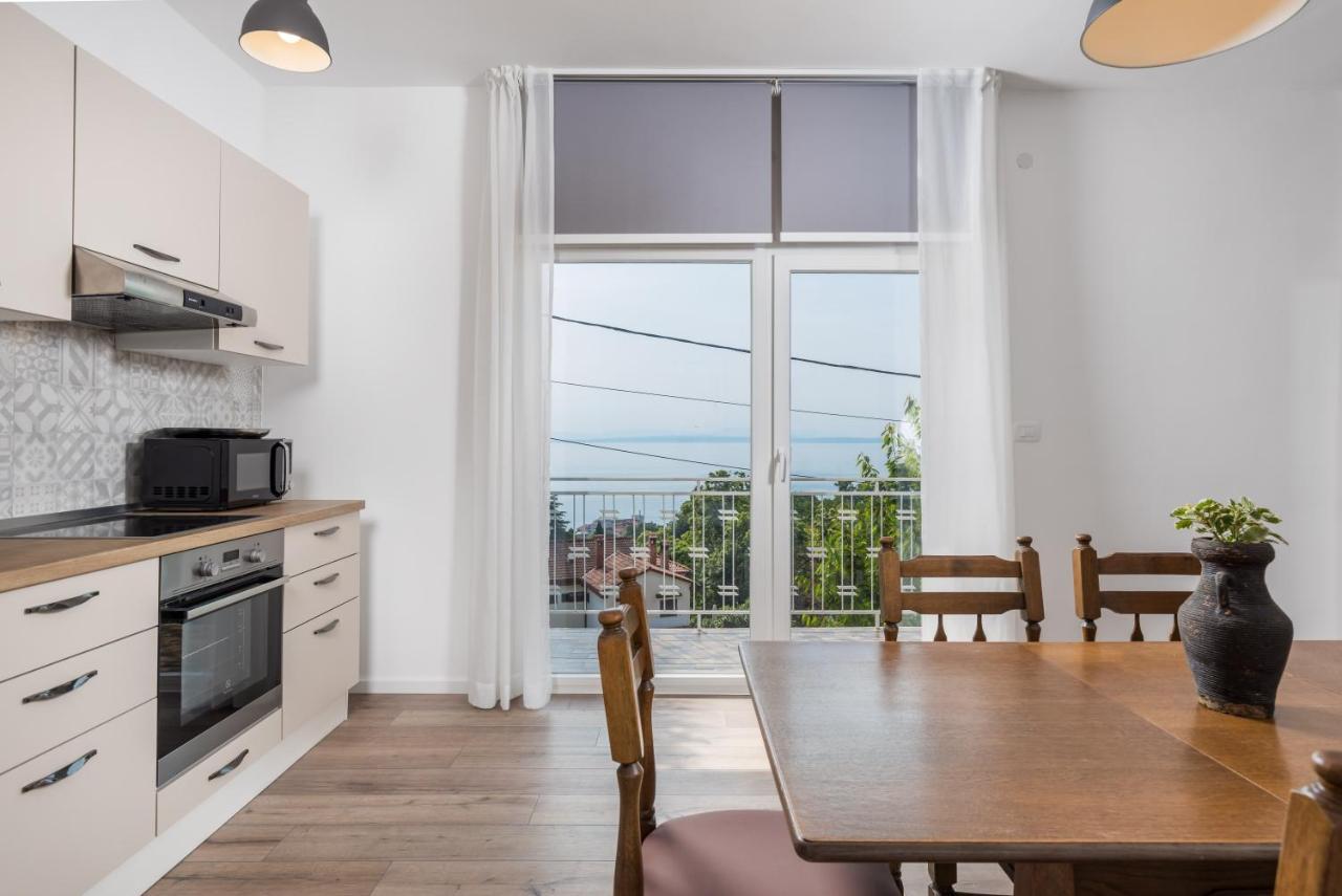 Apartment Div Ловран Экстерьер фото