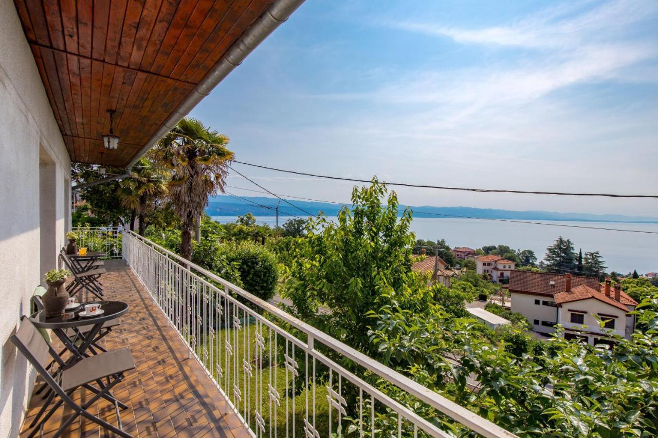 Apartment Div Ловран Экстерьер фото