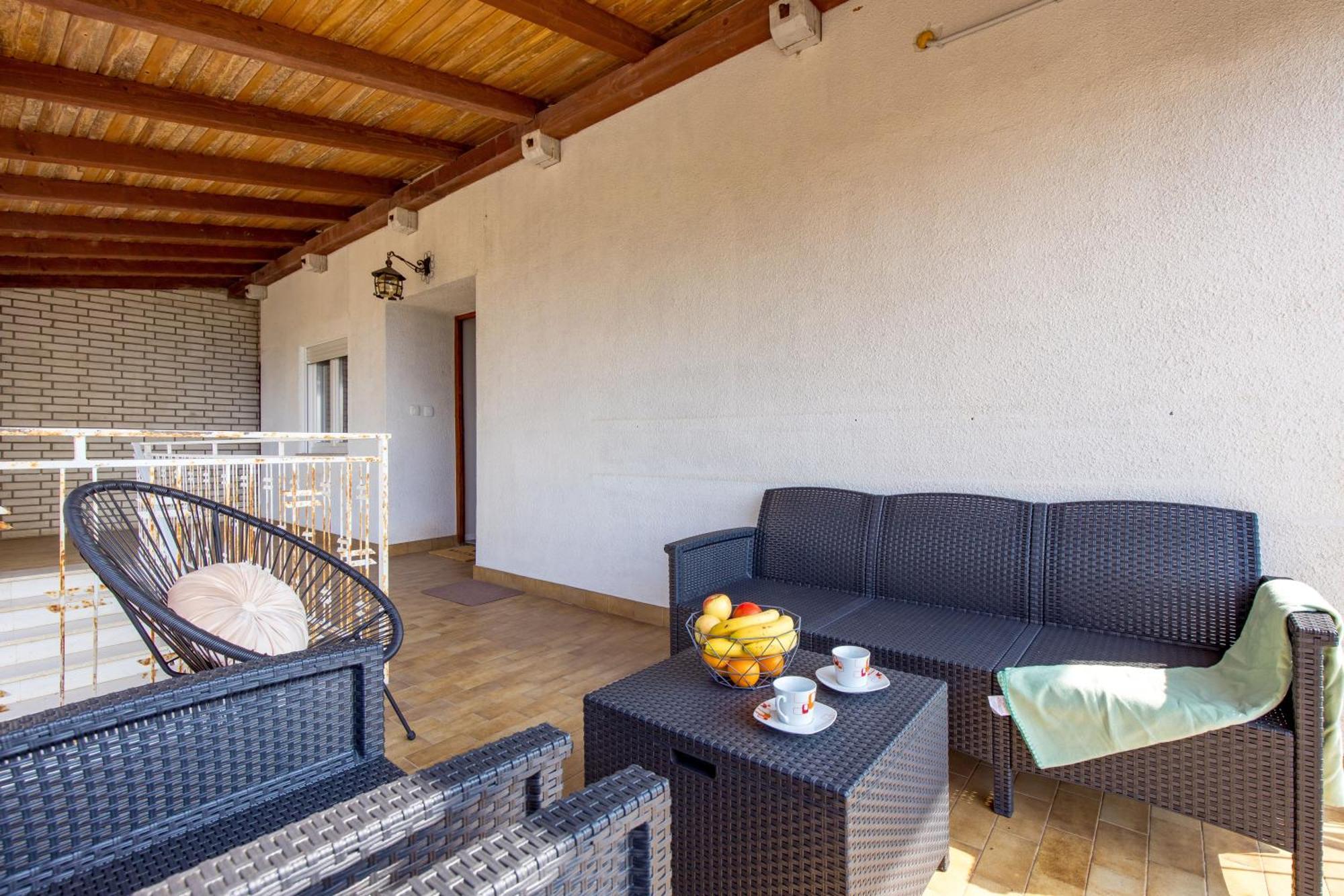 Apartment Div Ловран Экстерьер фото